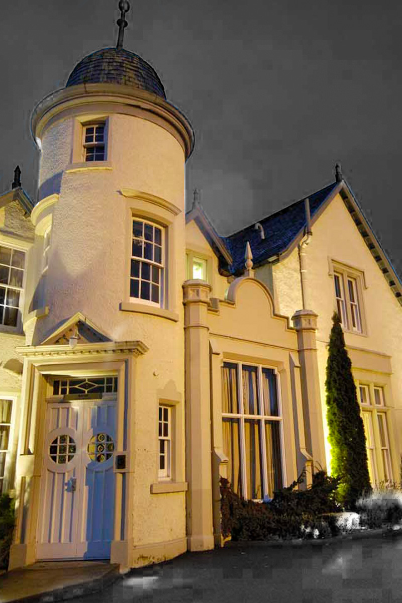 The exterior of Kingsmills Hotel